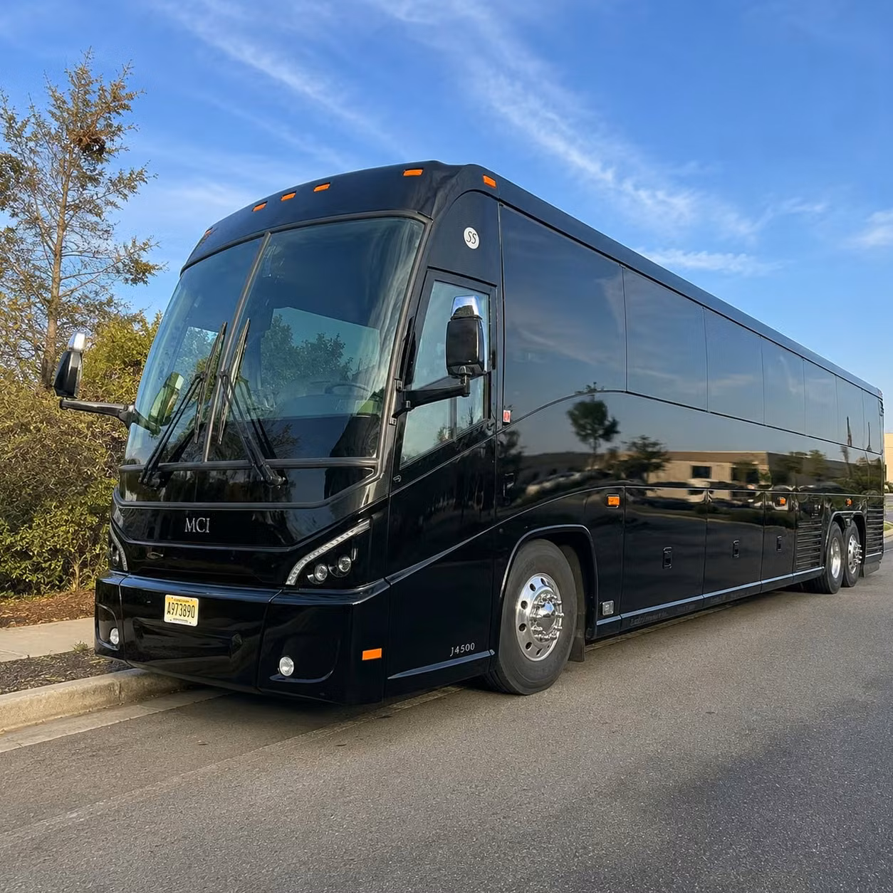 charter buses for personnel transfers near naval weapons station seal beach and la air force base