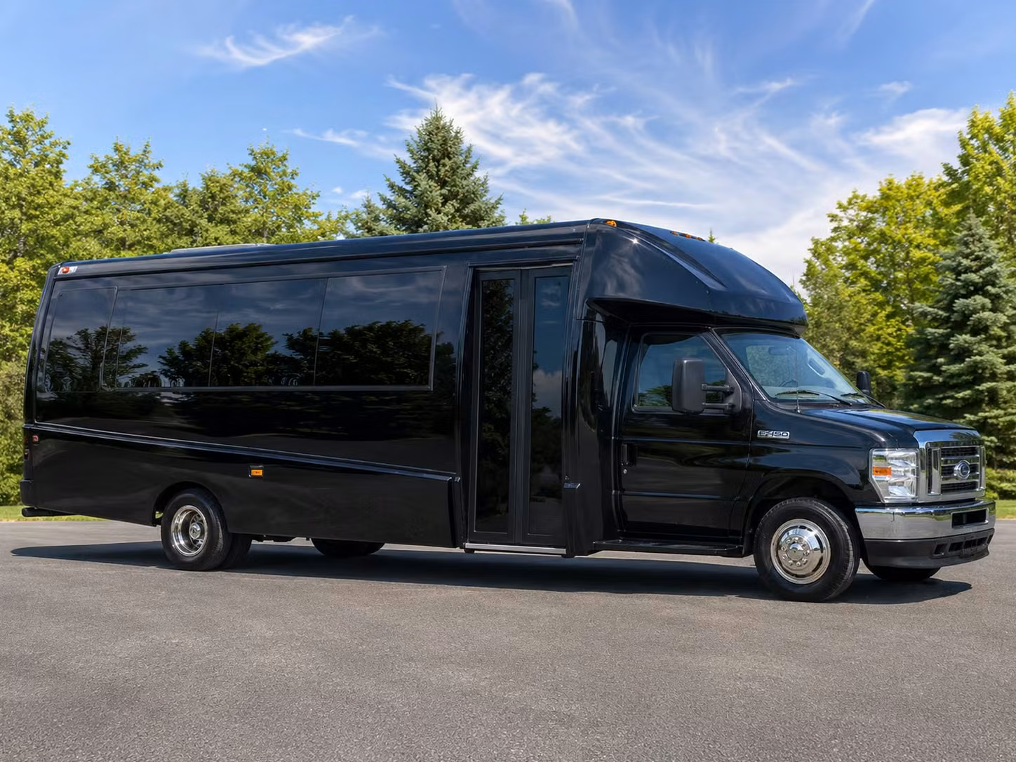it makes perfect sense to book a minibus for college game day travel from the palos verdes peninsula
