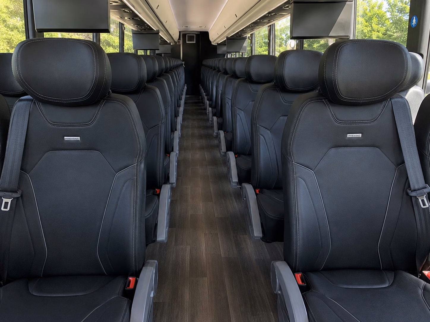 keeping your wedding day timeline on track with private bus rentals in rancho palos verdes
