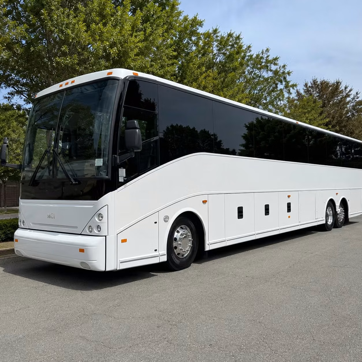 long beach airport transfers are a smart choice for south bay travelers
